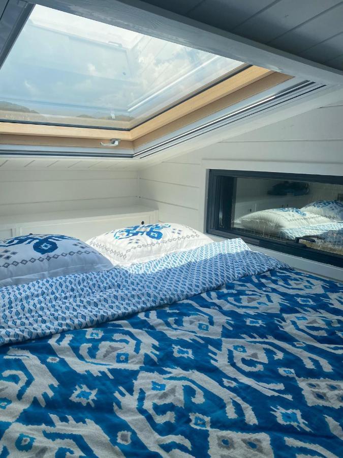 Вилла Lovin Goecek Tiny House Butterfly Gokceovacik Экстерьер фото